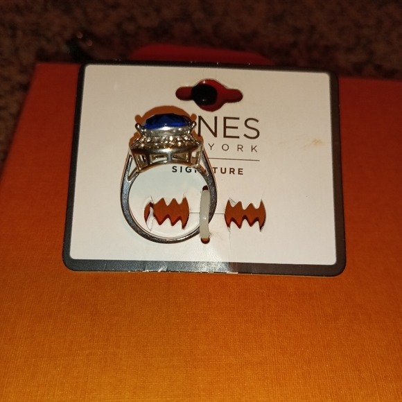 Stimulated Pear Sapphire Cushioned Ring in Silver Plate - Picture 3 of 6